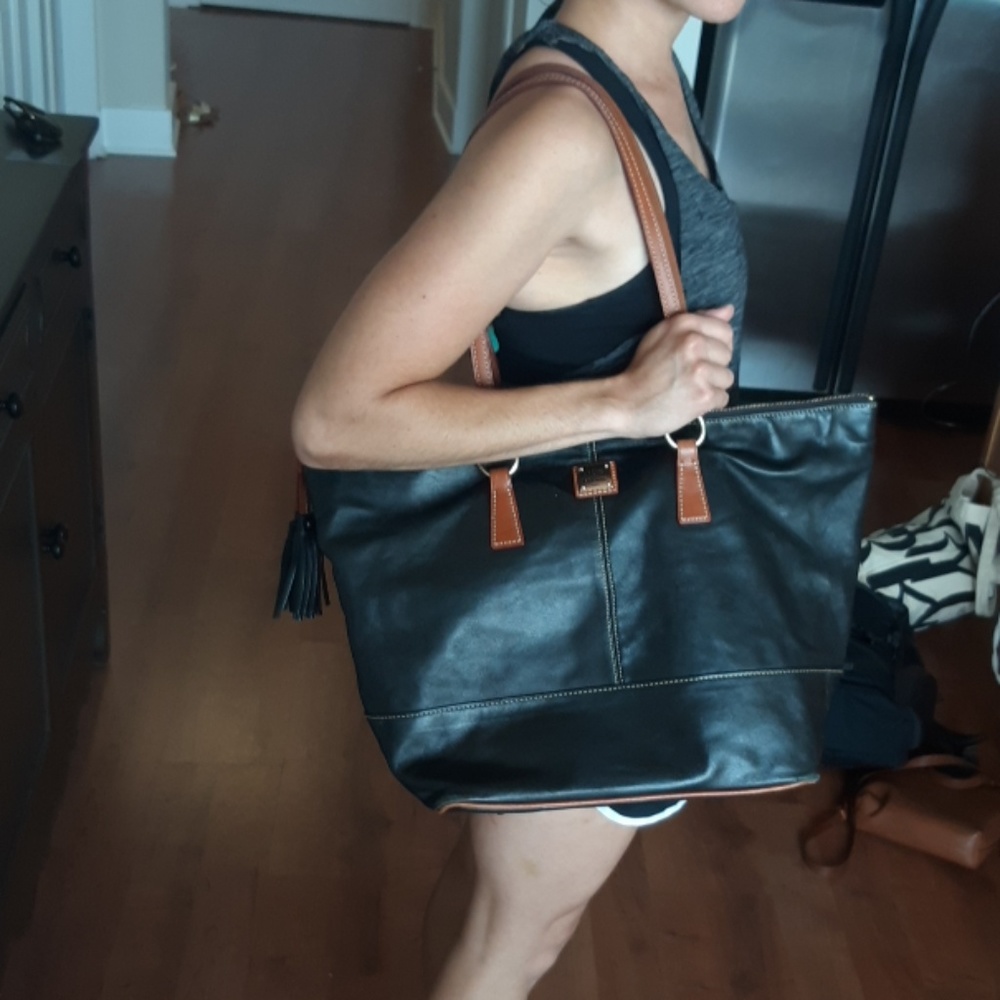 Dooney & Bourke Shoulder Bag